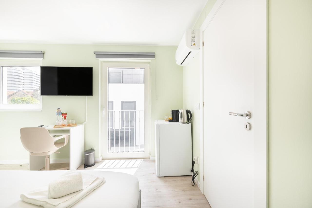 Olala Lisbon Oriente Suites C Exterior photo