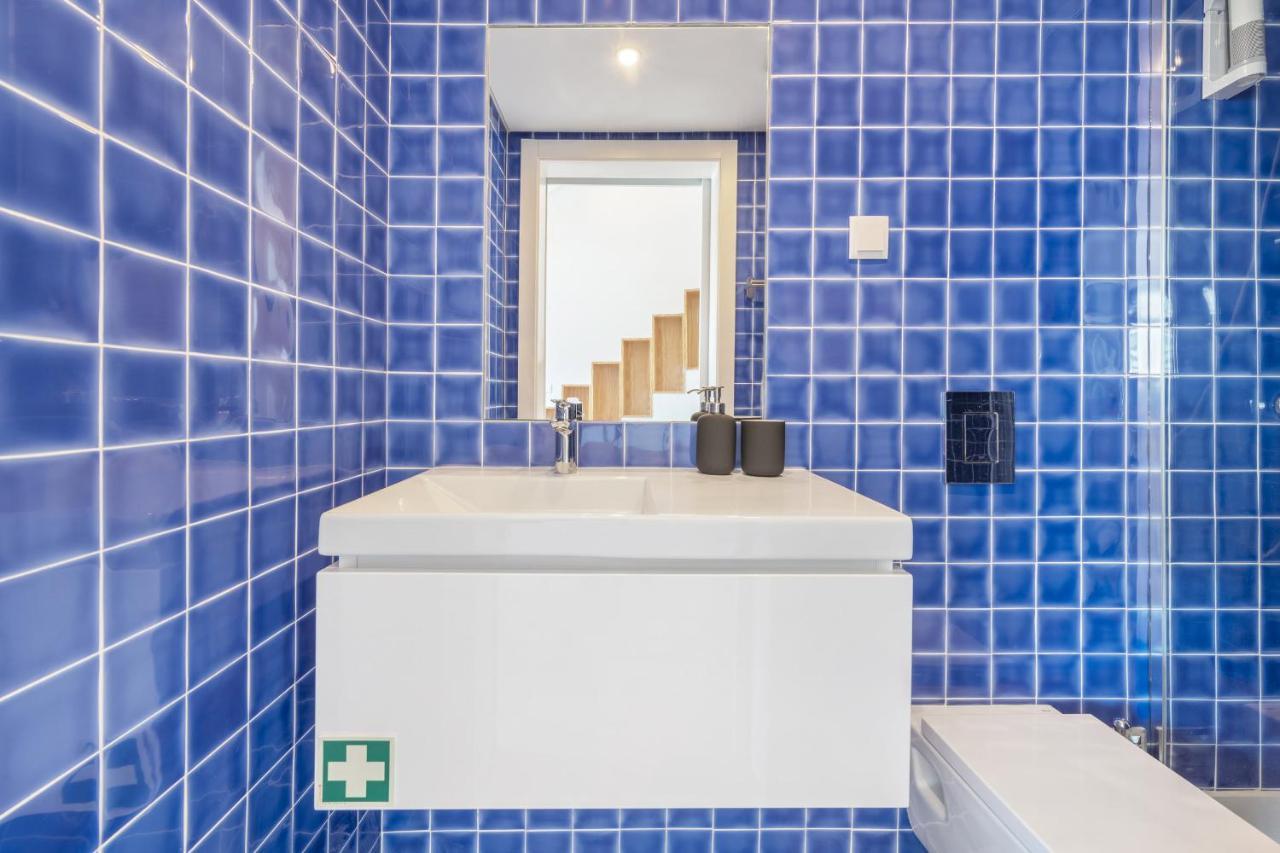 Olala Lisbon Oriente Suites C Exterior photo