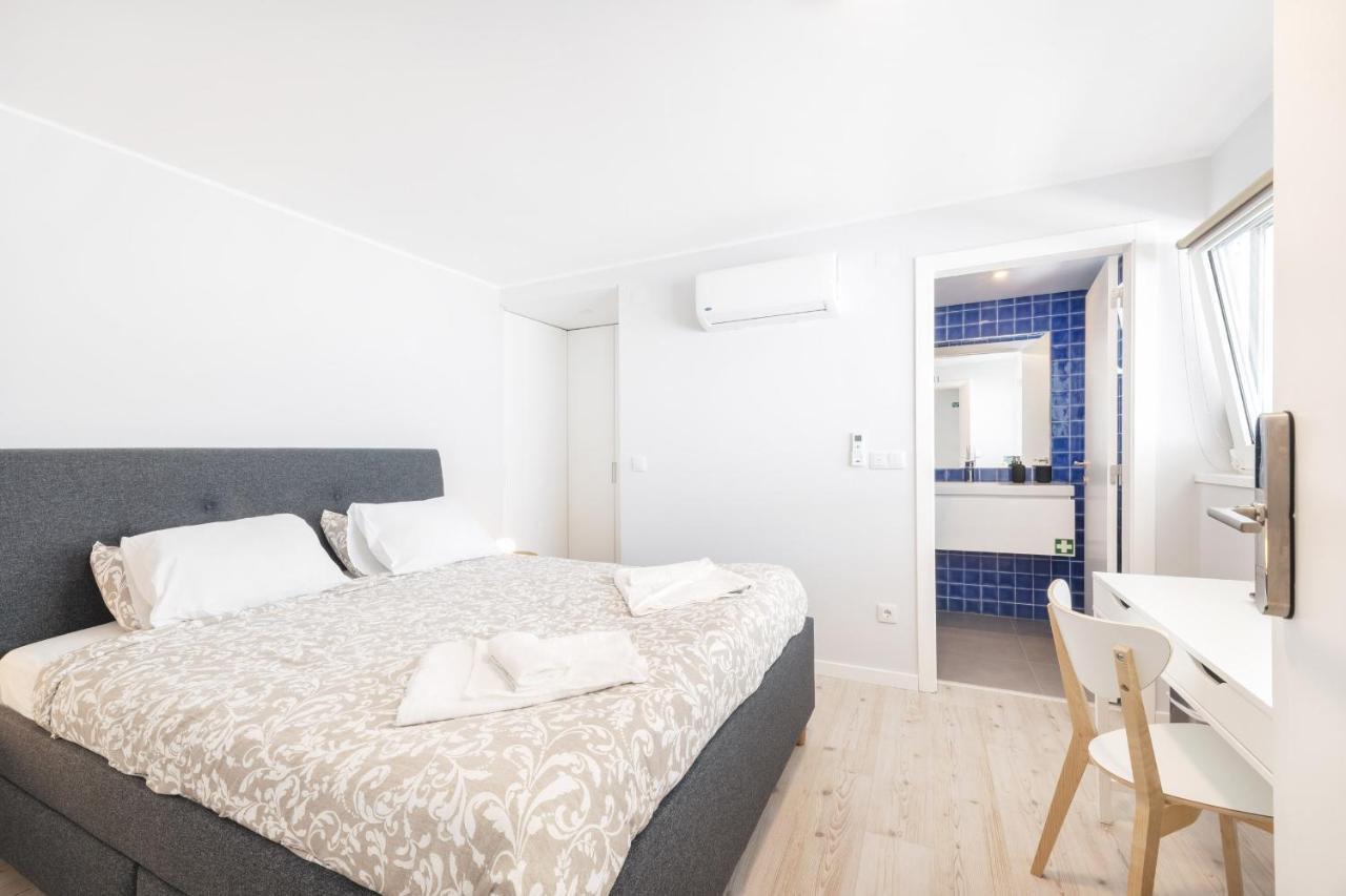Olala Lisbon Oriente Suites C Exterior photo