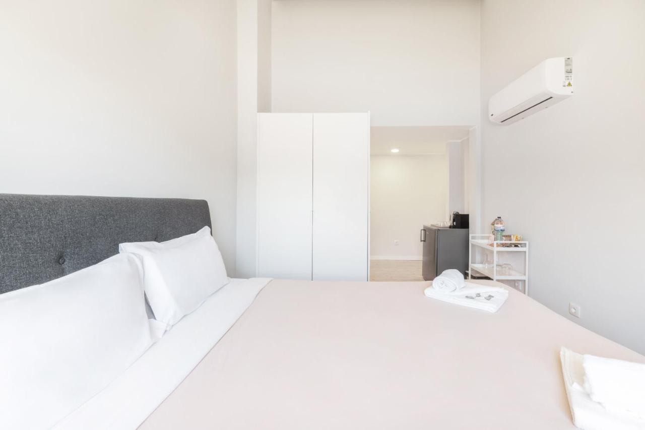 Olala Lisbon Oriente Suites C Exterior photo